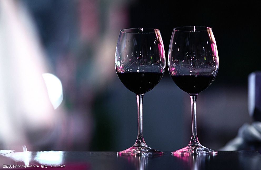 唯美紅酒 時光凝結(jié)的藝術(shù)